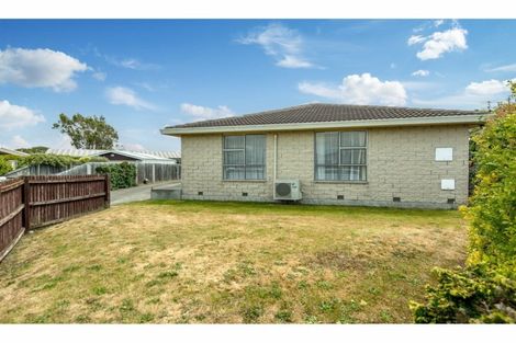 Photo of property in 1/6 Portnall Place, Parklands, Christchurch, 8083