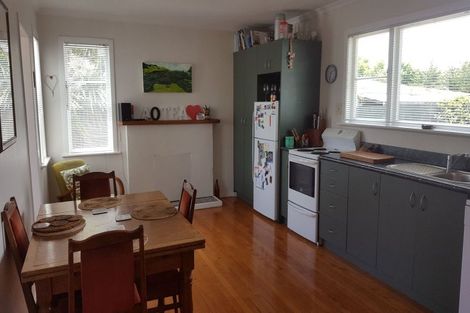 Photo of property in 25 Wyndham Street, Carterton, 5713