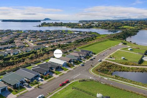 Photo of property in 65 Ridge Drive, Omokoroa, 3114