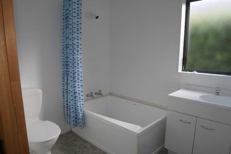 Photo of property in 13 Reeves Street, Waikanae Beach, Waikanae, 5036