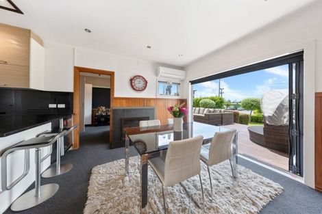 Photo of property in 549 Great South Road, Rosehill, Papakura, 2113