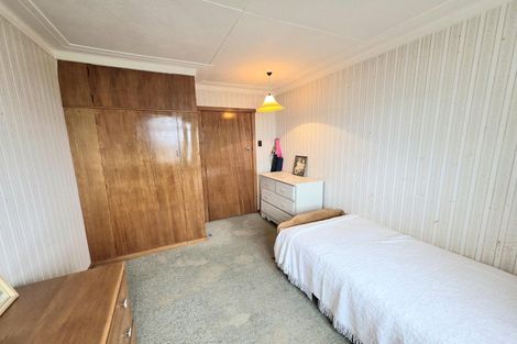 Photo of property in 2 Avon Street, South Hill, Oamaru, 9400