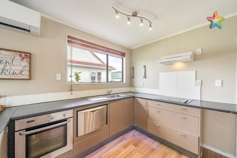 Photo of property in 2/79 Molesworth Street, Taita, Lower Hutt, 5011