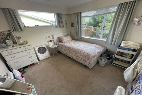 Photo of property in 26 Maple Grove, Maungaraki, Lower Hutt, 5010