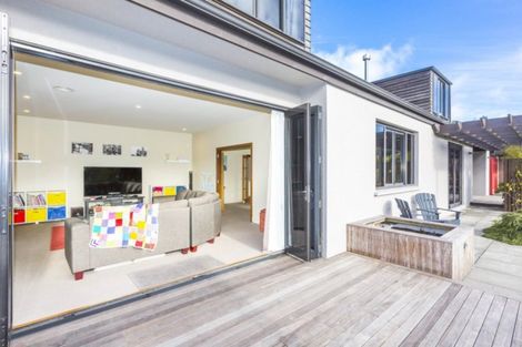 Photo of property in 46 Emerald Hill Drive, Birchville, Upper Hutt, 5018