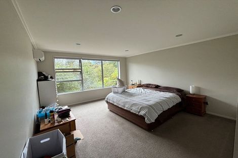 Photo of property in 28 Bur Oak Terrace, Schnapper Rock, Auckland, 0632