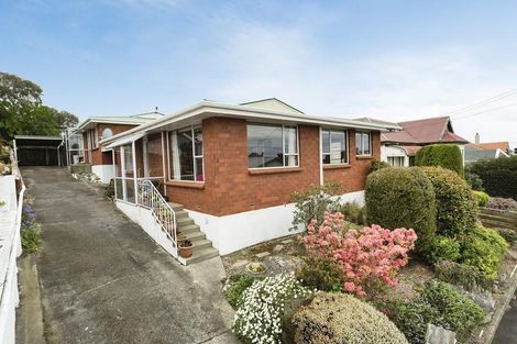 Photo of property in 10 Bernard Street, Kenmure, Dunedin, 9011