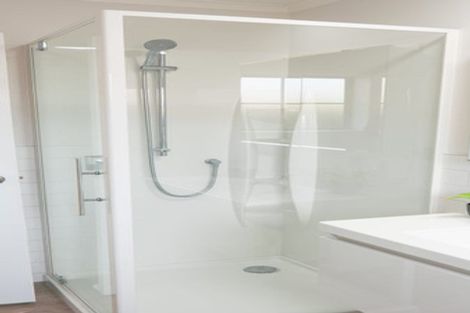 Photo of property in 1/50 Wellington Street, Howick, Auckland, 2014