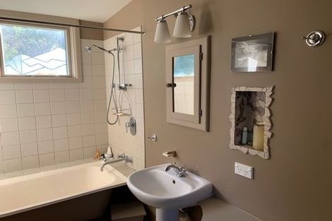 Photo of property in 57 Hawkhurst Road, Lyttelton, 8082