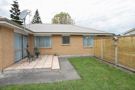 Photo of property in 17 Johnson Street, Bulls, 4818