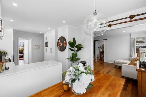 Photo of property in 12 Moeraki Road, Maoribank, Upper Hutt, 5018
