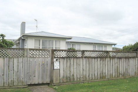 Photo of property in 8 Royal Arch Place, Rosehill, Papakura, 2113