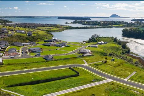 Photo of property in 8 Snapper Crescent, Omokoroa, 3114