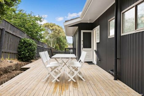 Photo of property in 1/11 Lynngate Place, Hillcrest, Auckland, 0627