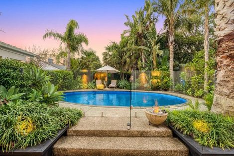 Photo of property in 11 Holly Way, Sunnyhills, Auckland, 2010