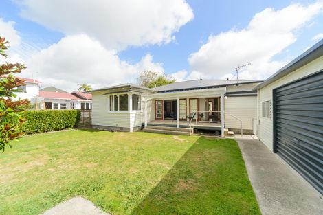 Photo of property in 95 Marne Street, Hokowhitu, Palmerston North, 4410