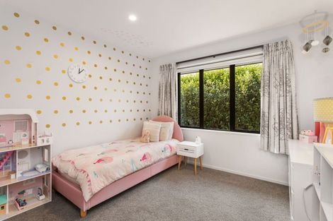 Photo of property in 17 Ridley Street, Halswell, Christchurch, 8025