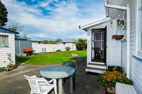 Photo of property in 15 Porter Street, Outer Kaiti, Gisborne, 4010