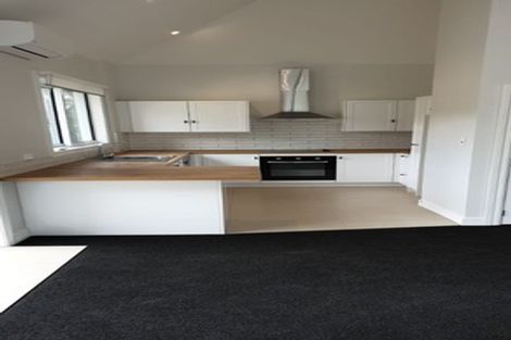 Photo of property in 53a Tauhinu Road, Miramar, Wellington, 6022