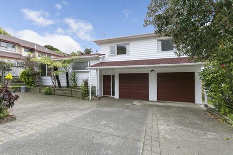 Photo of property in 17 Peterhouse Street, Tawa, Wellington, 5028