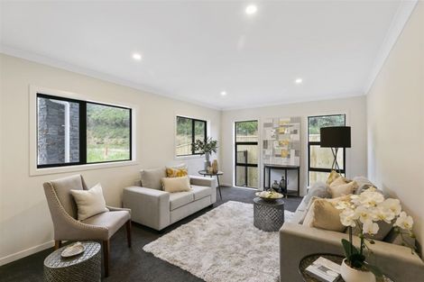 Photo of property in 6 Pihipihi Way, Crofton Downs, Wellington, 6035