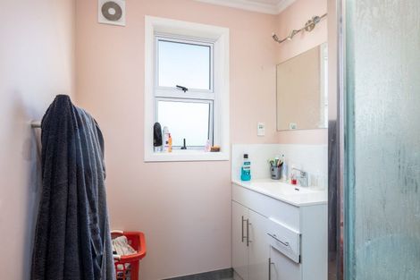 Photo of property in 7 Watene Crescent, Waitara, 4320