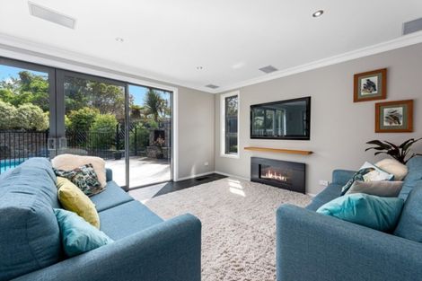 Photo of property in 27c Chatsworth Road, Silverstream, Upper Hutt, 5019