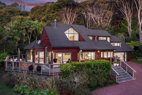 Photo of property in 22 Cochran Road, Oratia, Auckland, 0604