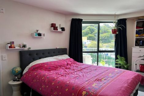 Photo of property in Palm Grove Apartments, 18/13b Palm Grove, Berhampore, Wellington, 6023