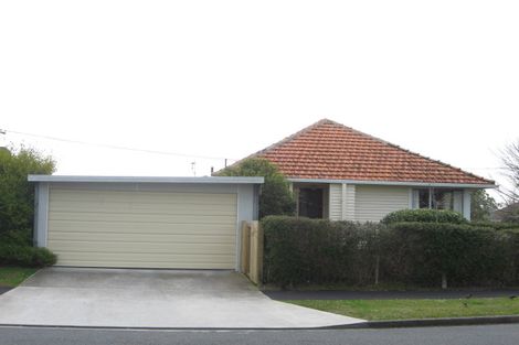 Photo of property in 47 Drake Street, Vogeltown, New Plymouth, 4310