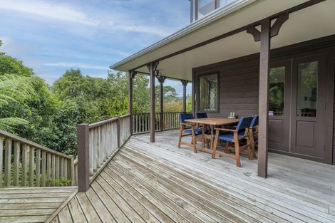 Photo of property in 6 Burbank Crescent, Churton Park, Wellington, 6037