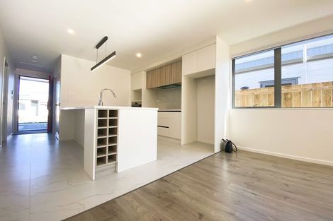 Photo of property in 32 Clayden Shuttleworth Street, Papakura, 2110