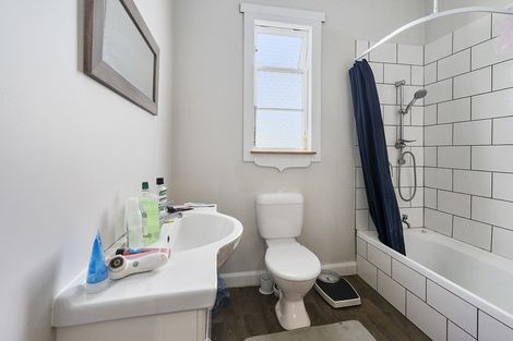 Photo of property in 119 Roberts Line, Kelvin Grove, Palmerston North, 4414