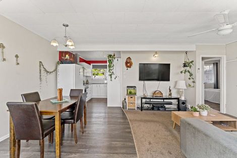 Photo of property in 2/56 Glasgow Road, Pukekohe, 2120