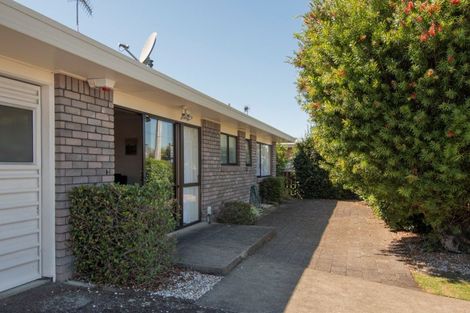 Photo of property in 1/12 Pemberton Crescent, Greerton, Tauranga, 3112