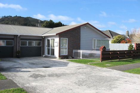 Photo of property in 1b Wood Street, Wainuiomata, Lower Hutt, 5014