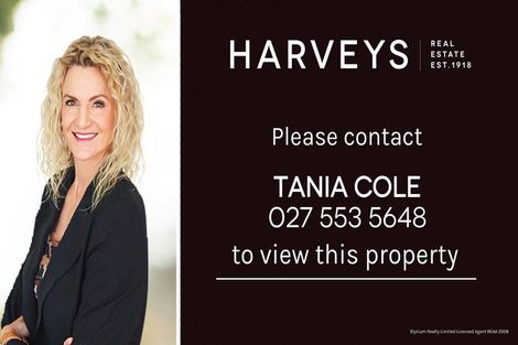 Photo of property in 2/237 Edmonton Road, Te Atatu South, Auckland, 0610