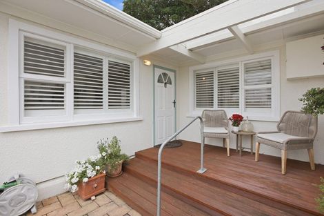 Photo of property in 86a Gover Street, New Plymouth, 4310
