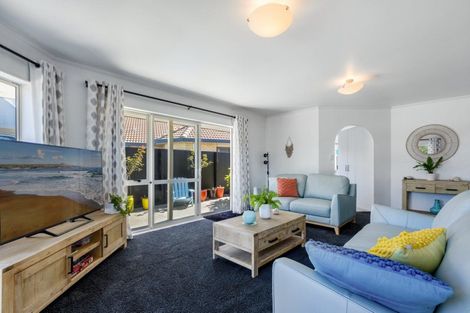 Photo of property in 9 Calypso Drive, Papamoa Beach, Papamoa, 3118