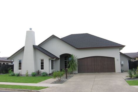 Photo of property in 10 Duntrune Road, Flat Bush, Auckland, 2016