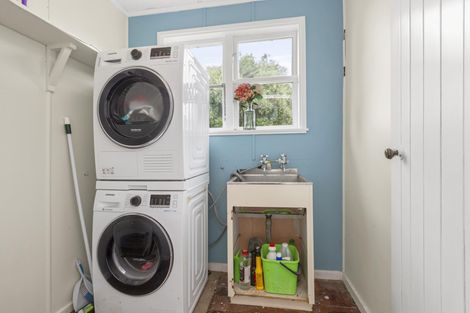 Photo of property in 82 Alfred Street, Fairfield, Hamilton, 3214