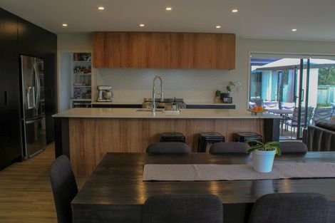 Photo of property in 18 Charlotte Drive, Omokoroa, 3114