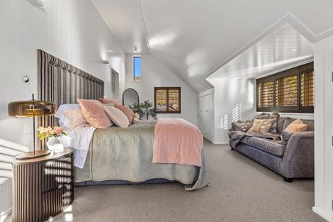 Photo of property in 8 Little Oak Common, Wanaka, 9305