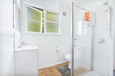 Photo of property in 6 Watts Crescent, Hamilton East, Hamilton, 3216