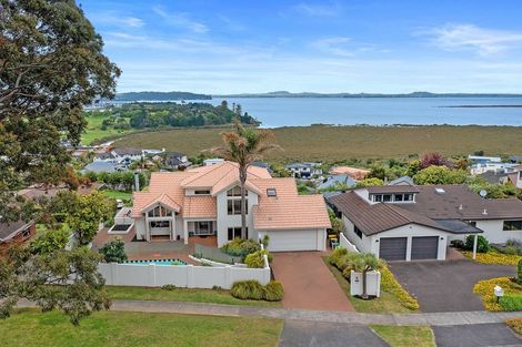 Photo of property in 32 Wiseley Road, Hobsonville, Auckland, 0618