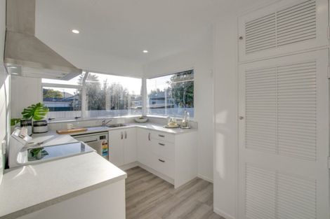 Photo of property in 59 Murphy Road, Taradale, Napier, 4112