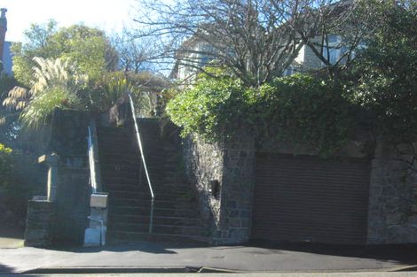 Photo of property in 13 Hackthorne Road, Cashmere, Christchurch, 8022