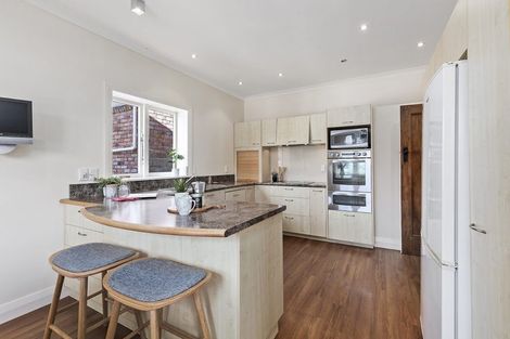 Photo of property in 4 Te Reinga View, Tawa, Wellington, 5028