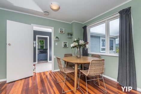 Photo of property in 41 Chesterton Street, Johnsonville, Wellington, 6037