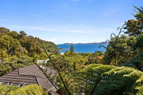 Photo of property in 3 Whiorau Grove, Lowry Bay, Lower Hutt, 5013